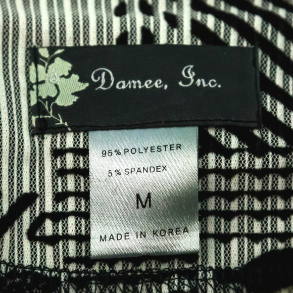 Damee Inc Size Medium M White Black Floral Geometric Print Button Artsy Jacket - Picture 4 of 6